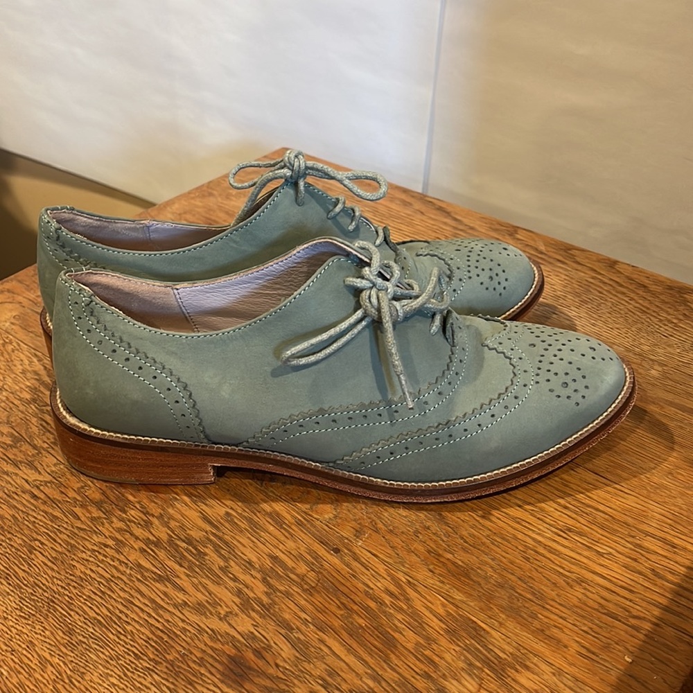 Boden sage green leather oxfords size 36 - Picture 3 of 7